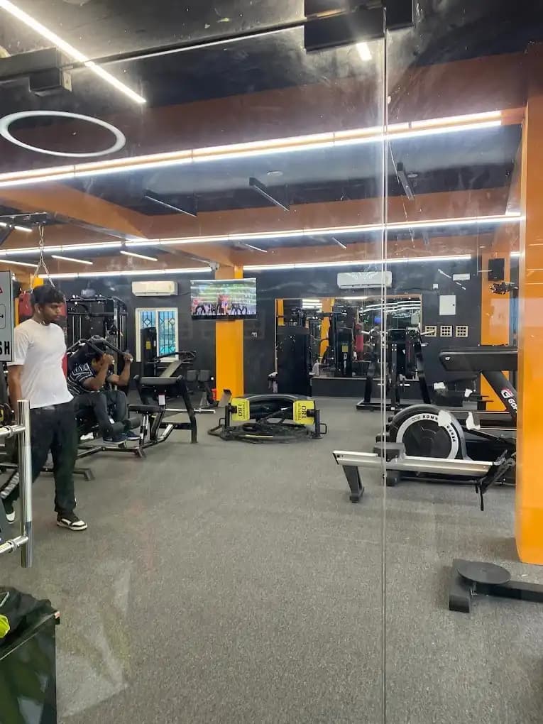 Trikara Health Club changing rooms