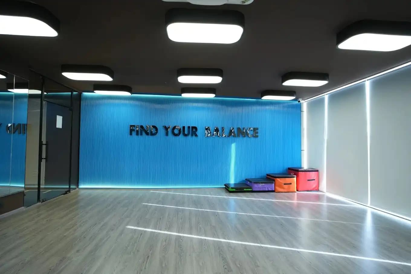 Fitclass XP Manesar free weights