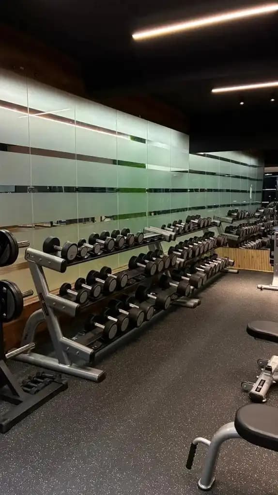 Phoenix Premium Gym Best Gym In Dehradun ICE BATH LUXURY AMENITIES changing rooms