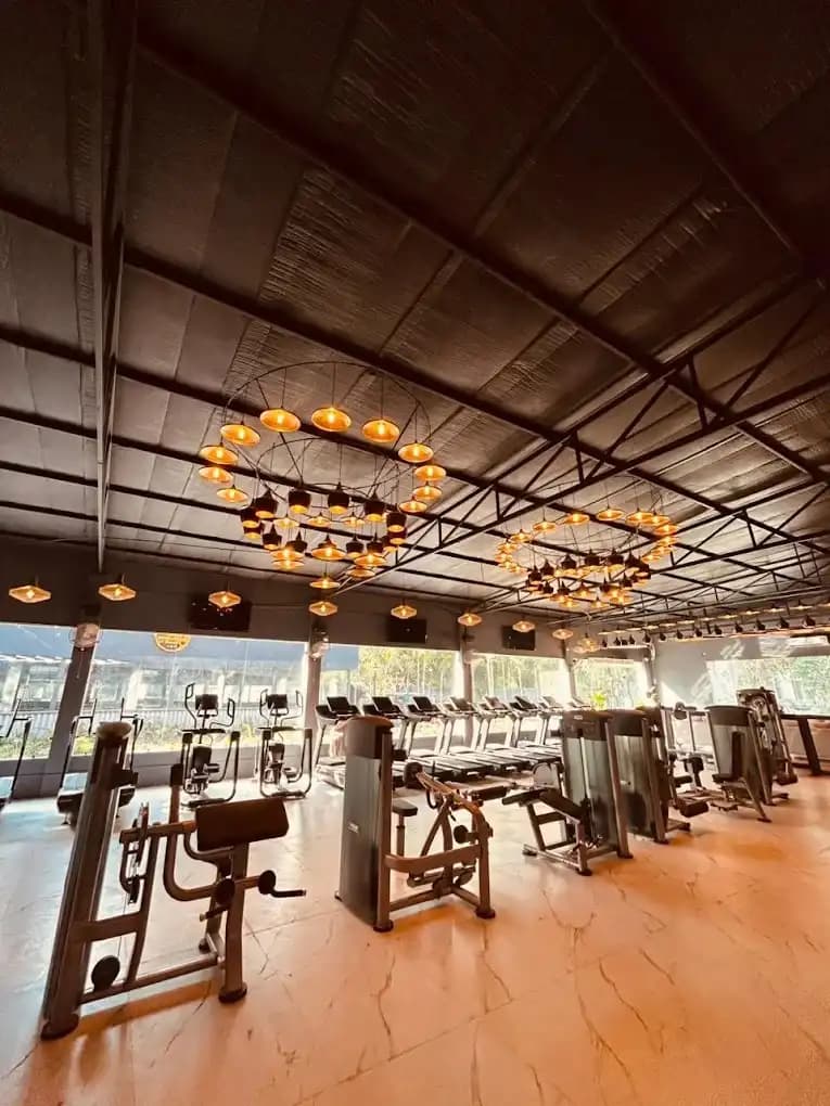 La addiction fitness factory premium gym training zone