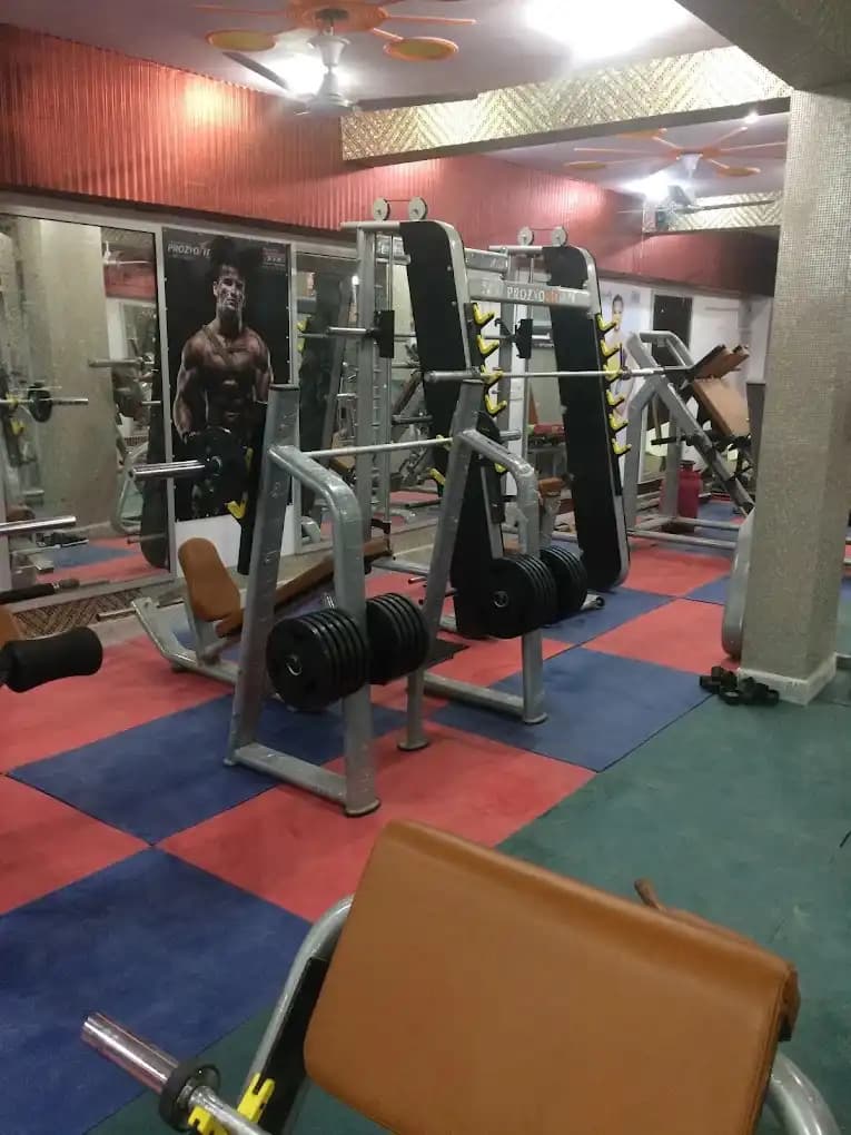 Noida Health Club training zone