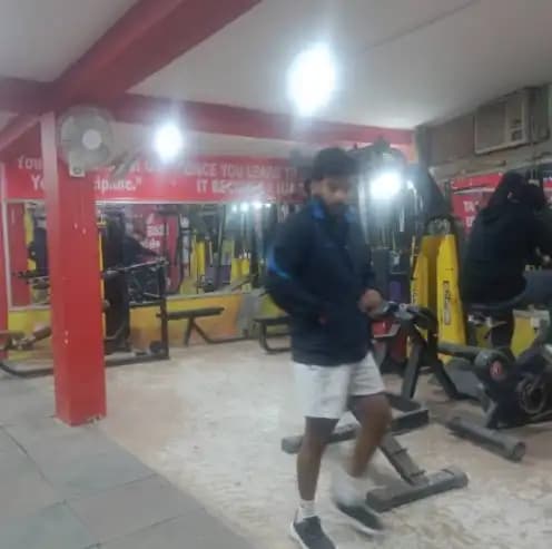 Fitness Hubb unisex gym training zone