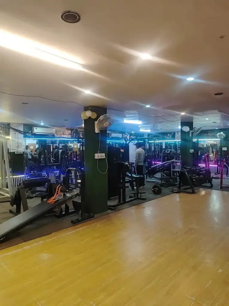 Planet Fitness free weights