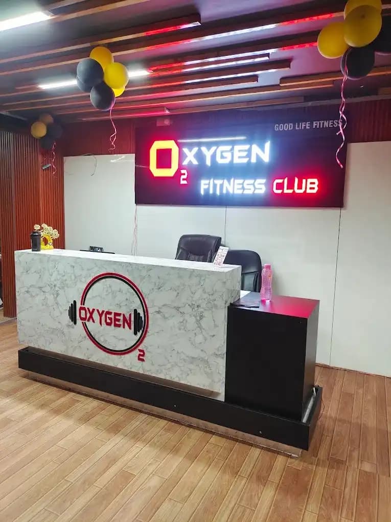 Oxygen Fitness Club cardio deck