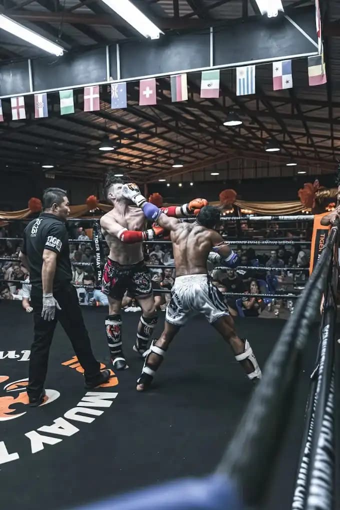 Shadow Box Top Boxing Coaching in Powai with Kickboxing MMA free weights