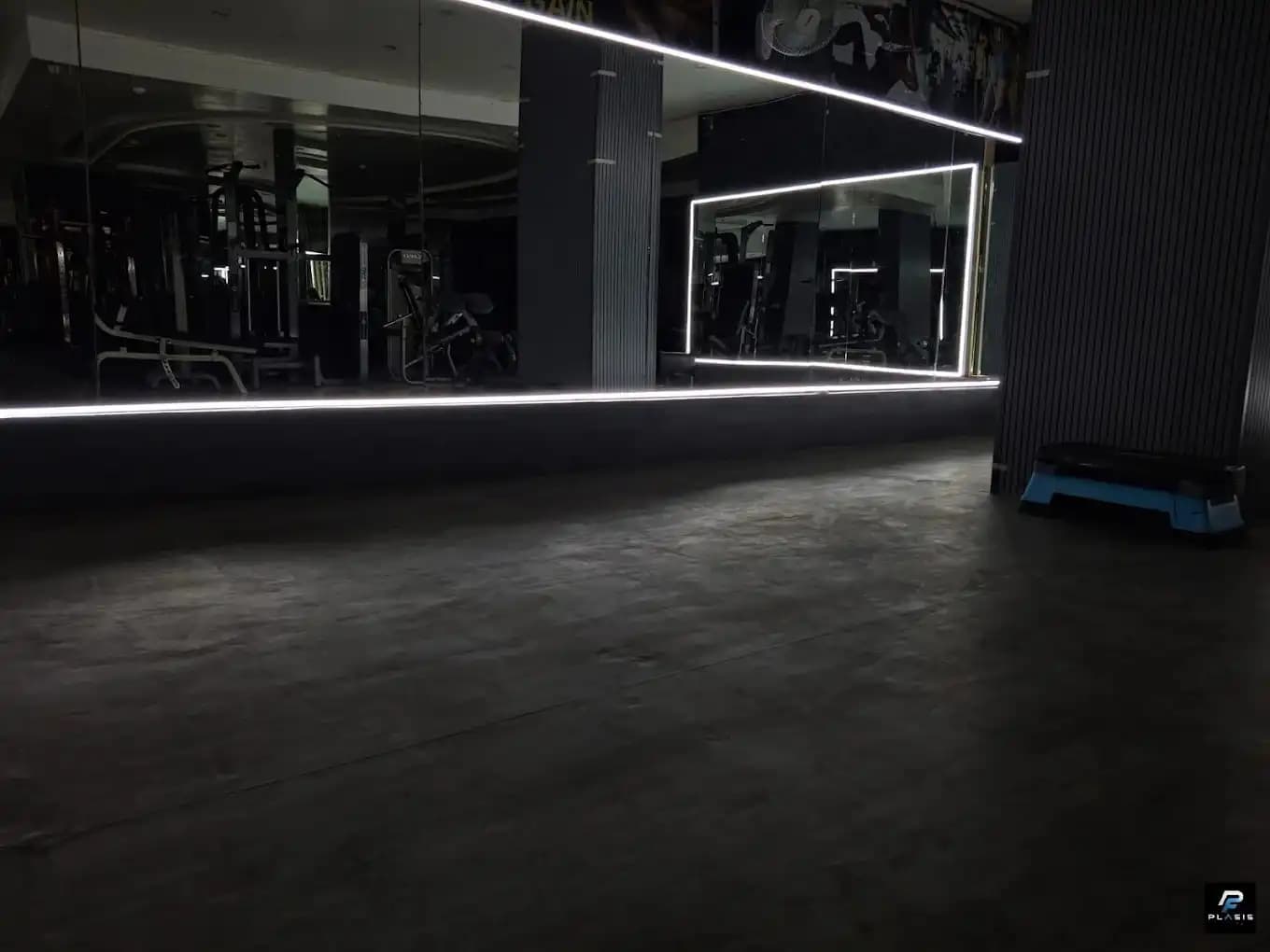Plasis Fitness changing rooms